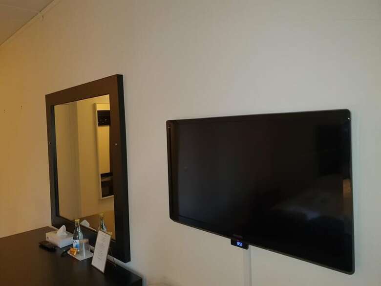 Ariston Hotell
