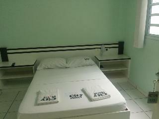 Oyo City Hotel