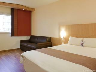 Hotel Ibis Paris Pantin Eglise