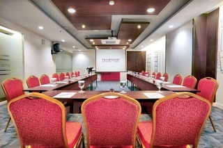 Fave Hotel Margonda