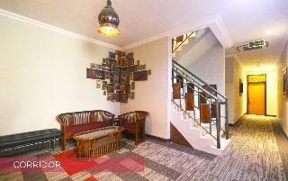 Hotel Ramada Suites By Wyndham Solo