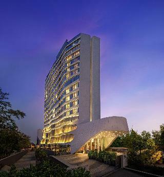 Hotel Doubletree By Hilton Ahmedabad