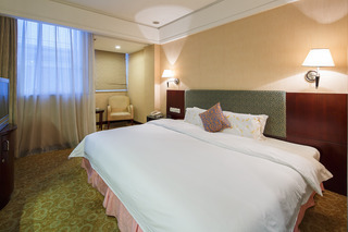 City Hotel