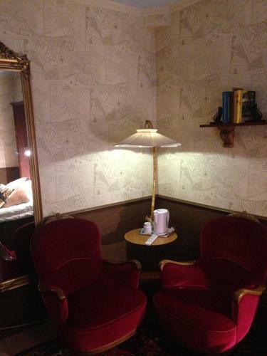 Strand Hotel