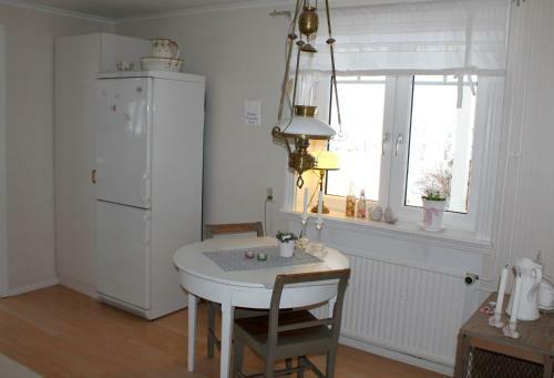 Bed & Breakfast H�h�llets Lantliga Rum
