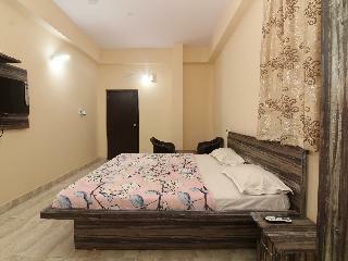 Hotel Spot On 38162 Sree Guru Lodge