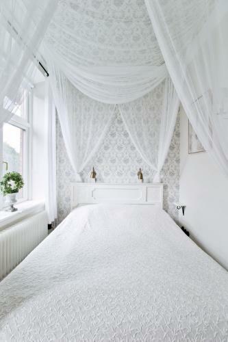 Ok�ns Bed & Breakfast