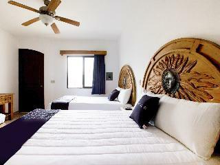 Capital O Hotel Jym