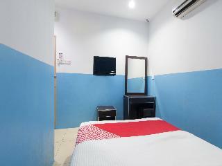 Oyo 44072 Mines Cempaka Hotel