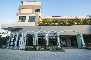 Baba House Phuket Hotel And Apartments