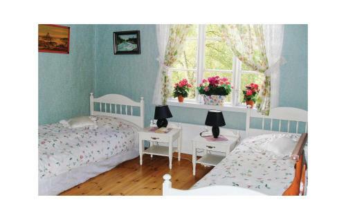 Holiday Home Nystugan Glava