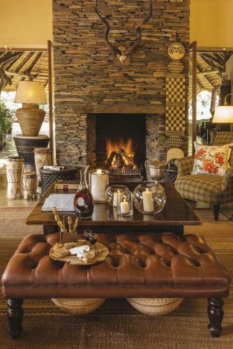 Tuningi Safari Lodge