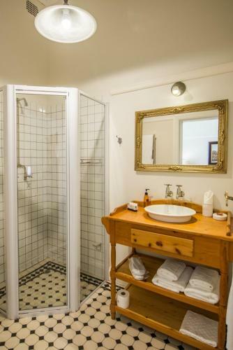 Hostal Excelsior Manor Guesthouse