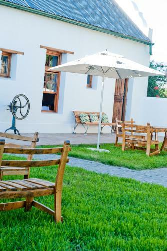 Hostal Excelsior Manor Guesthouse