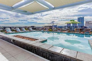 Cambria Hotel Downtown Phoenix Convention Center