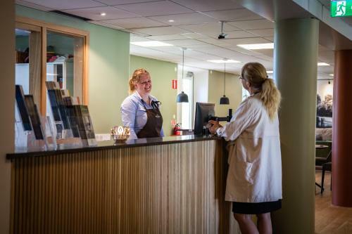 Hotel Hehrne K�k & Konferens
