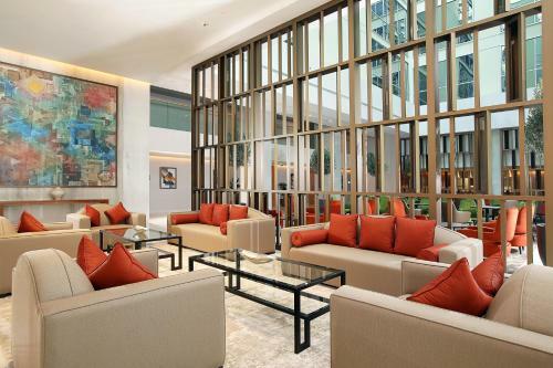 Grand Cosmopolitan Hotel