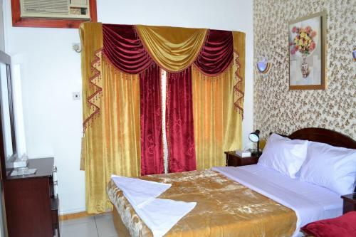 Taj Al Baraha Hotel L.l.c