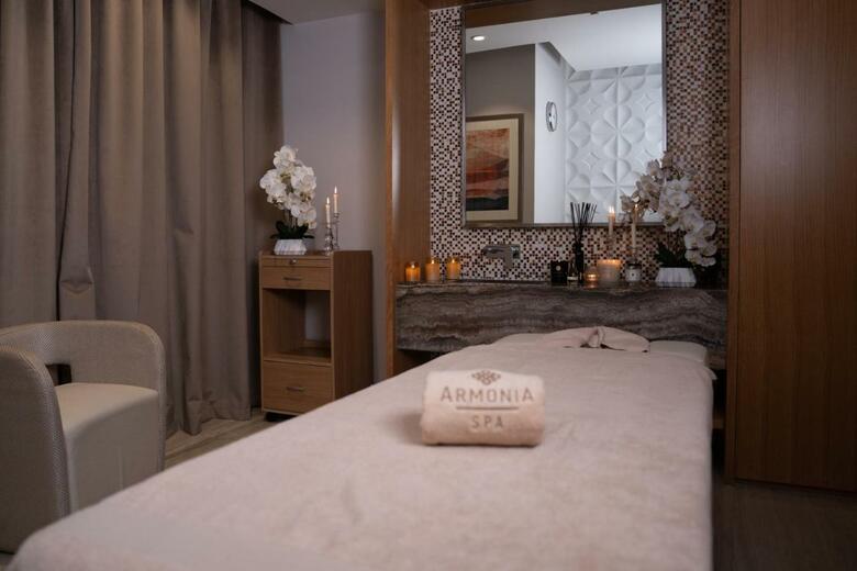 Hotel Grand Mercure Dubai City