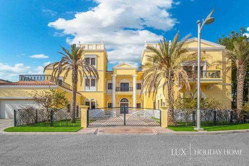 Villa Lux - The Dubai Paradise Palace