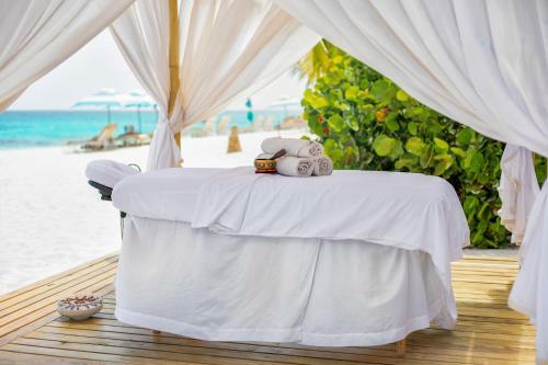 Zemi Beach House, Lxr Hotels & Resorts