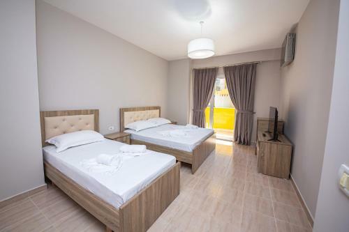 Ponari S Hotel