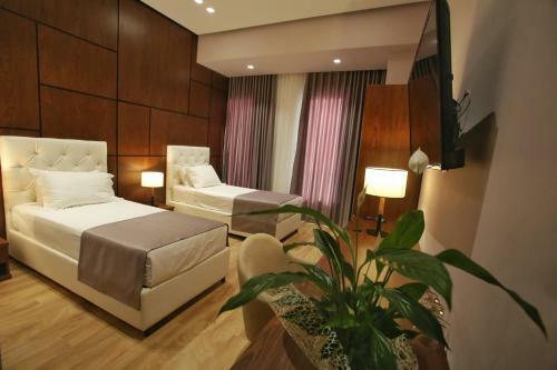 Portik Hotel