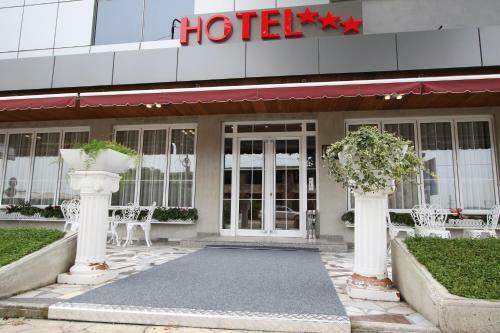 Hotel Aulona