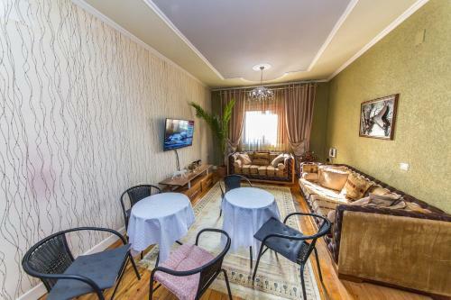 Hostal Bujtina Vila 10