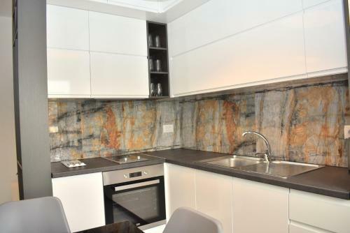 Glam Apartment - 164
