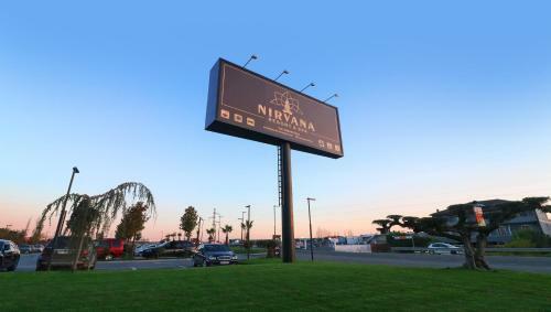 Hotel Nirvana Resort & Spa