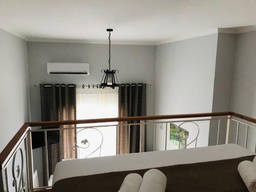 Crown Deluxe Apartments