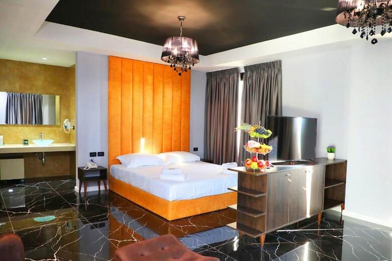 A&g Hotel