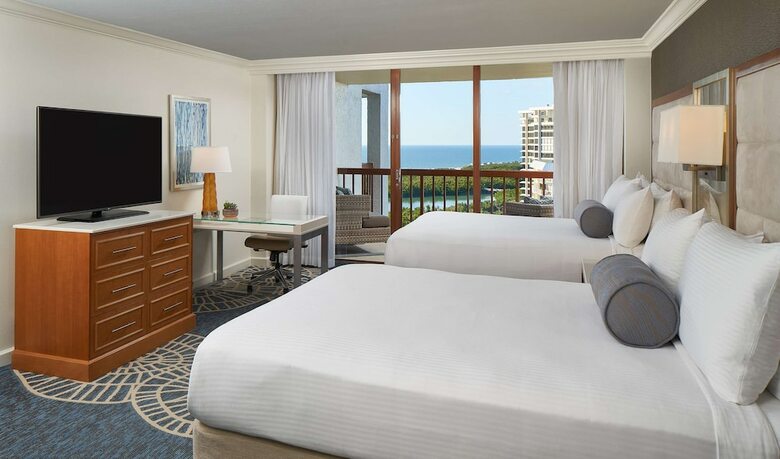 Hotel Naples Grande Beach Resort