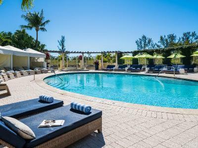 Hotel Naples Grande Beach Resort