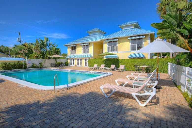 Hotel Naples Courtyard Inn