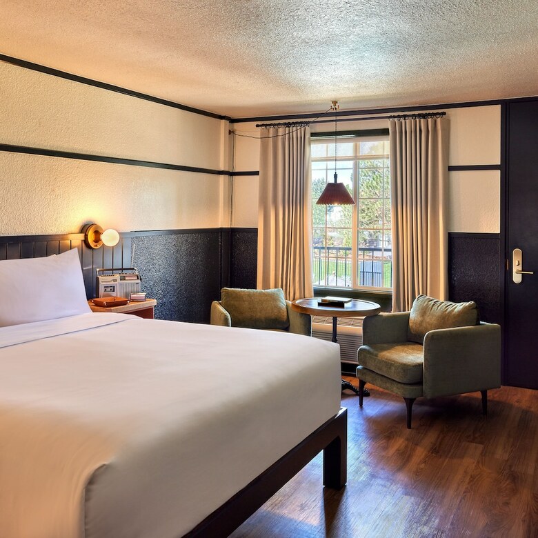Hotel High Country Motor Lodge