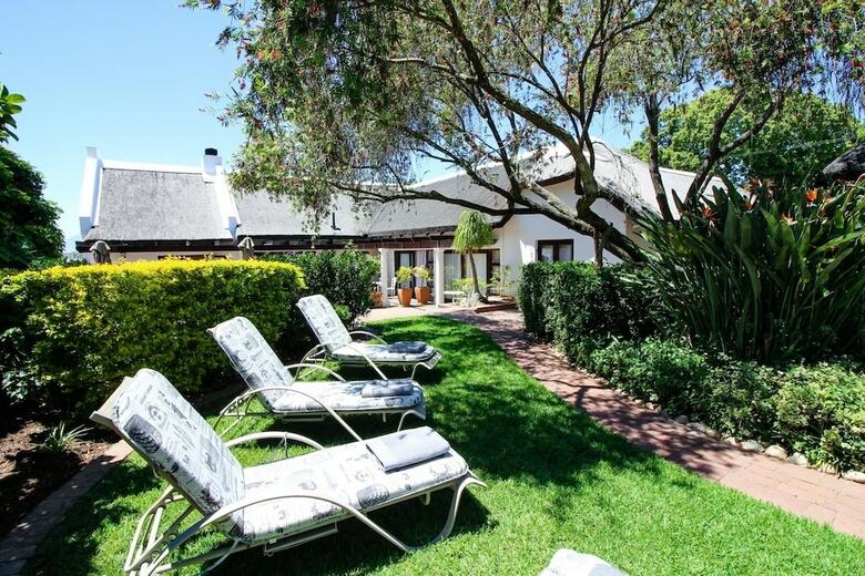 Bed & Breakfast Cape Village Lodge