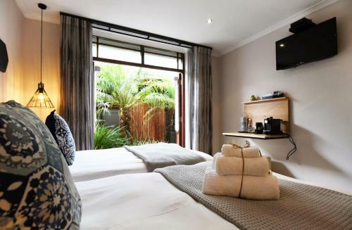 Hotel Feathers Lodge