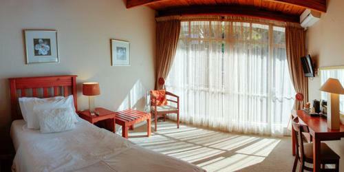 Hostal Adagio Guest House