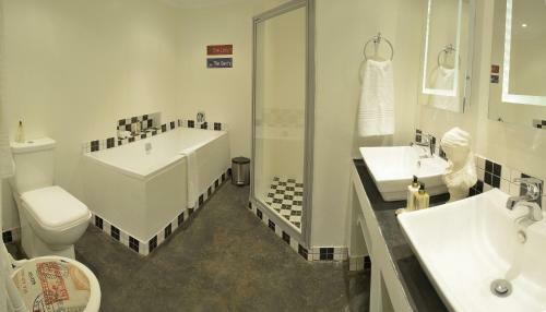 Duke & Duchess Boutique Hotel