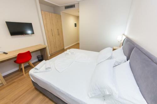 Class Hotel