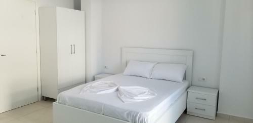 Hostal Villa Leni Oruci