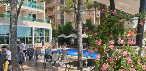 Orange Apartment