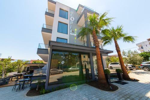Hotel Utopia