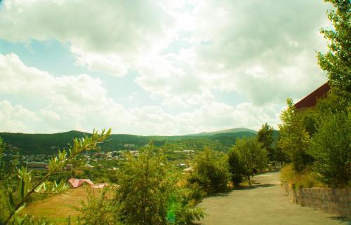 Hostal Vosku Ashxarh Hotel