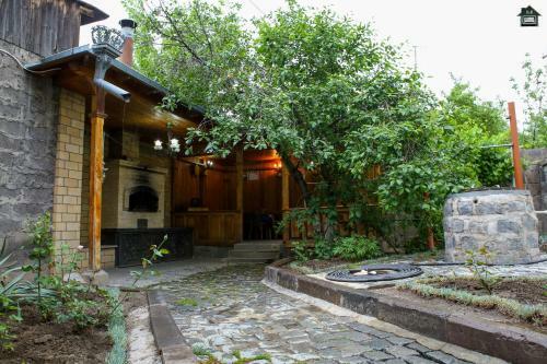 Hostal Gyurji Home