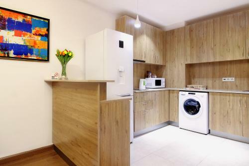Apartments In Crystal Residence