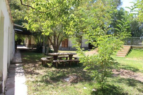 Caba�a En Olivar Centenario Agroecol�gico Tutuna