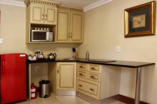 Hostal Opikopi Guest House